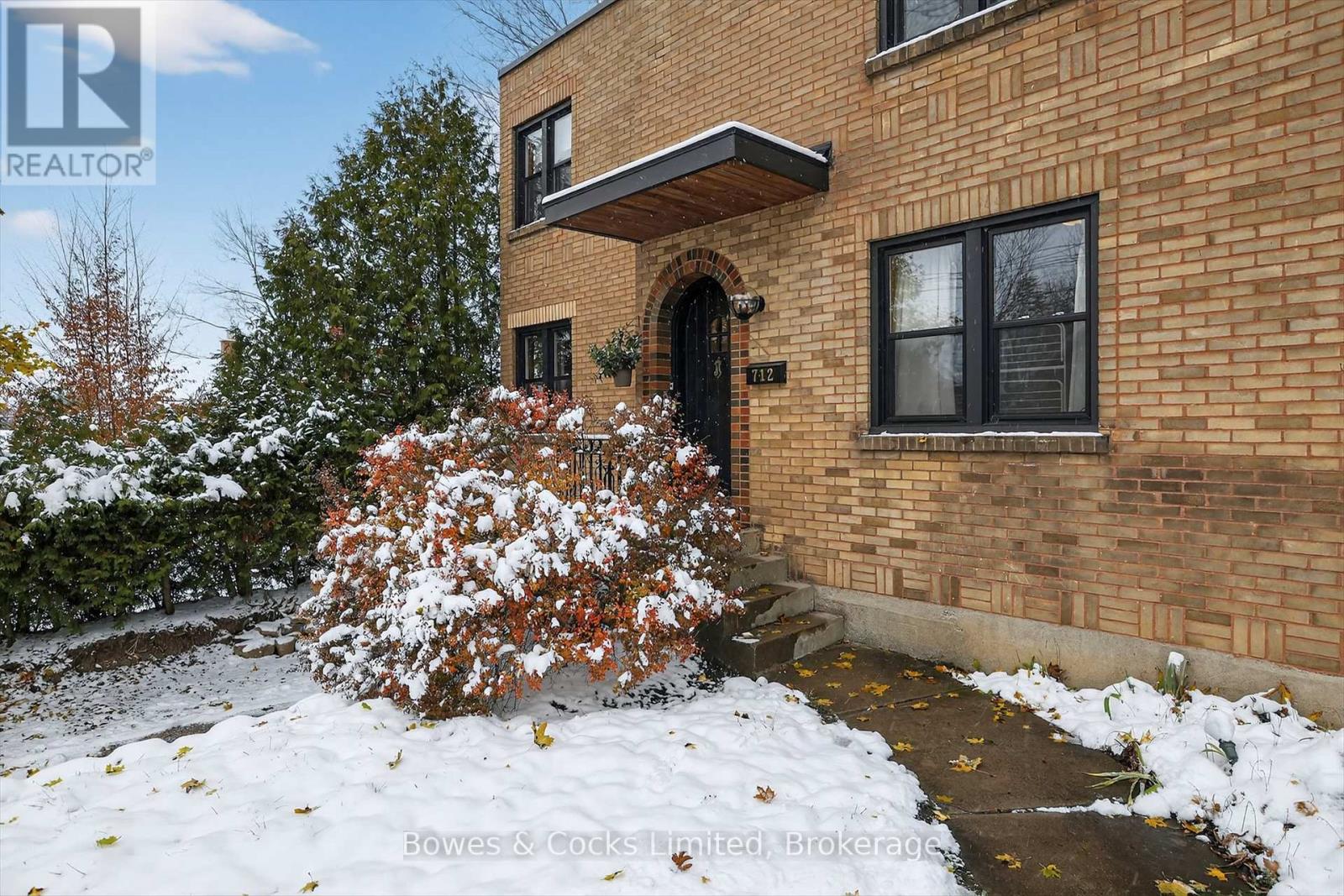 712 Bethune Street, Peterborough, Ontario K9H 4A4 - Photo 4 - X12537778