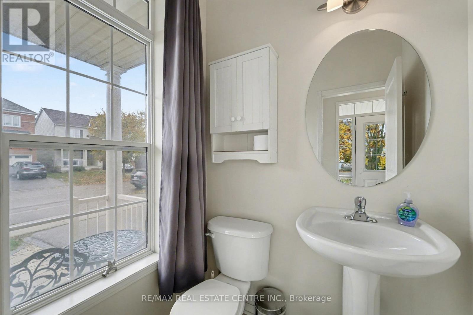 56 Vanguard Drive, Whitby, Ontario  L1M 2N8 - Photo 18 - E12600690