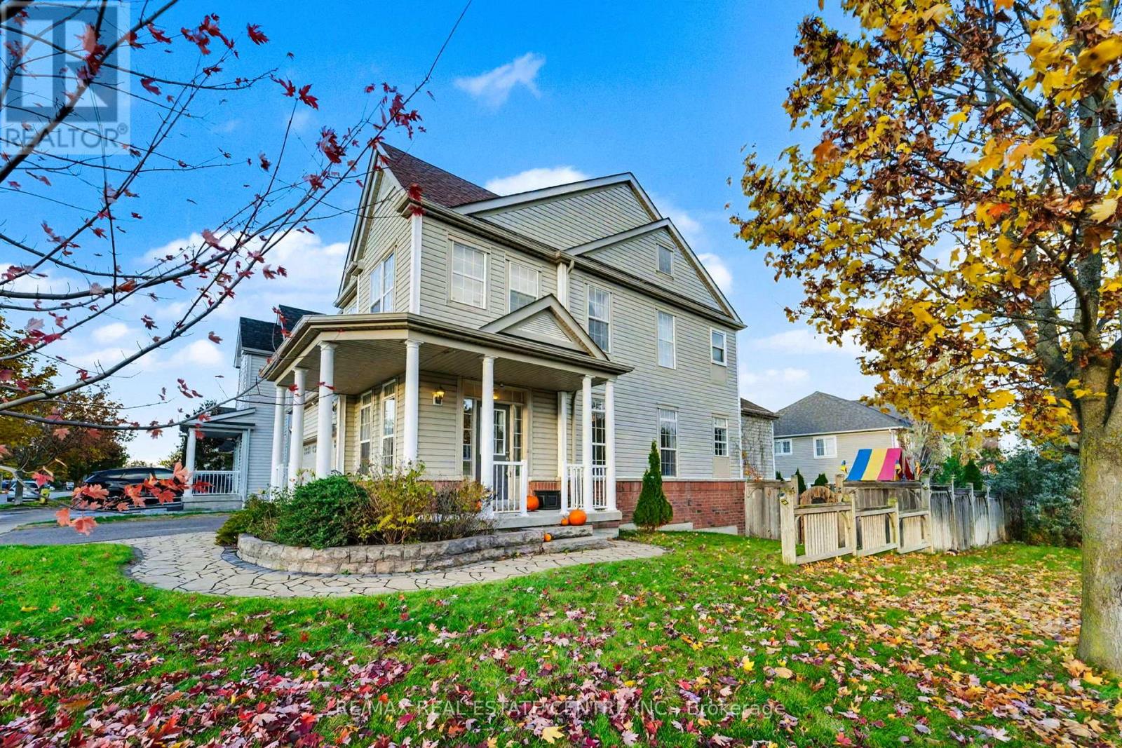 56 Vanguard Drive, Whitby, Ontario  L1M 2N8 - Photo 2 - E12600690