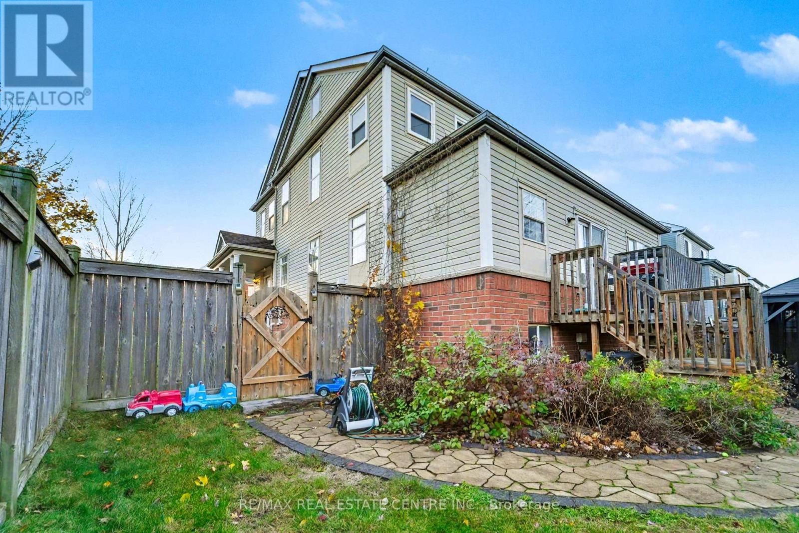 56 Vanguard Drive, Whitby, Ontario  L1M 2N8 - Photo 44 - E12600690