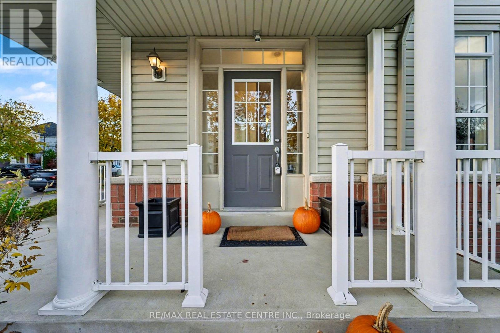 56 Vanguard Drive, Whitby, Ontario  L1M 2N8 - Photo 5 - E12600690