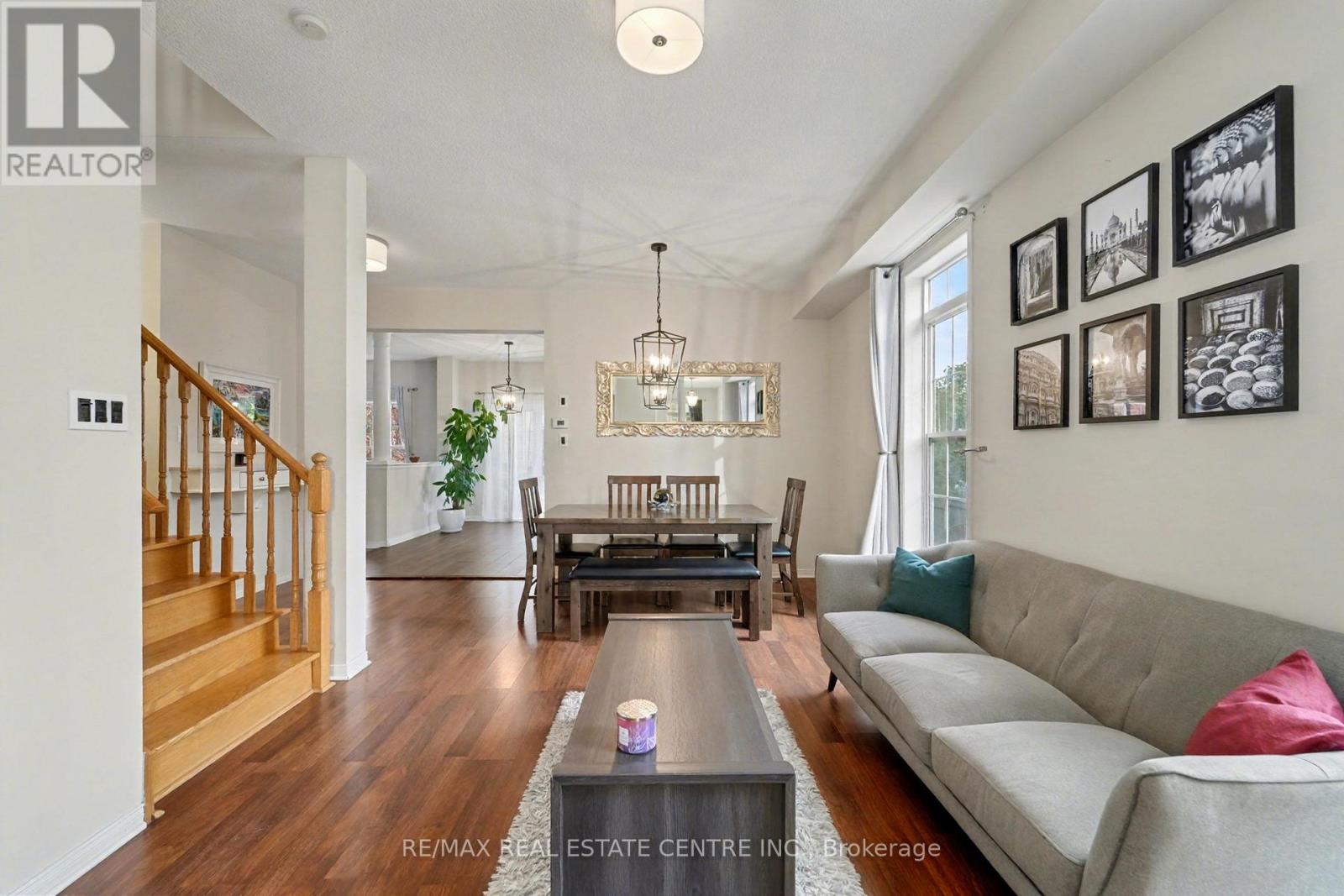 56 Vanguard Drive, Whitby, Ontario  L1M 2N8 - Photo 7 - E12600690