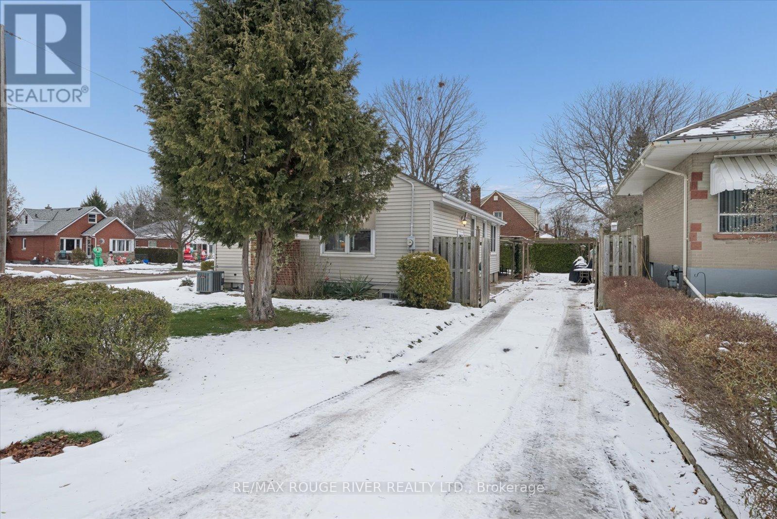 109 Sherwood Avenue, Oshawa, Ontario  L1G 3L7 - Photo 4 - E12600792