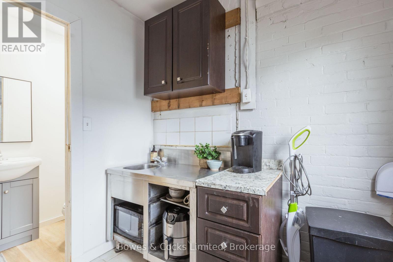 1049 High Street, Peterborough, Ontario  K9J 5R8 - Photo 39 - X12586844