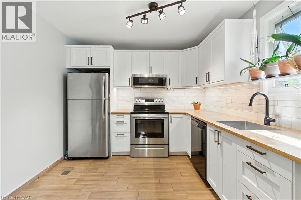 387 Franklin Road, Hamilton, Ontario L8V 4S3 - Photo 10 - 40770559