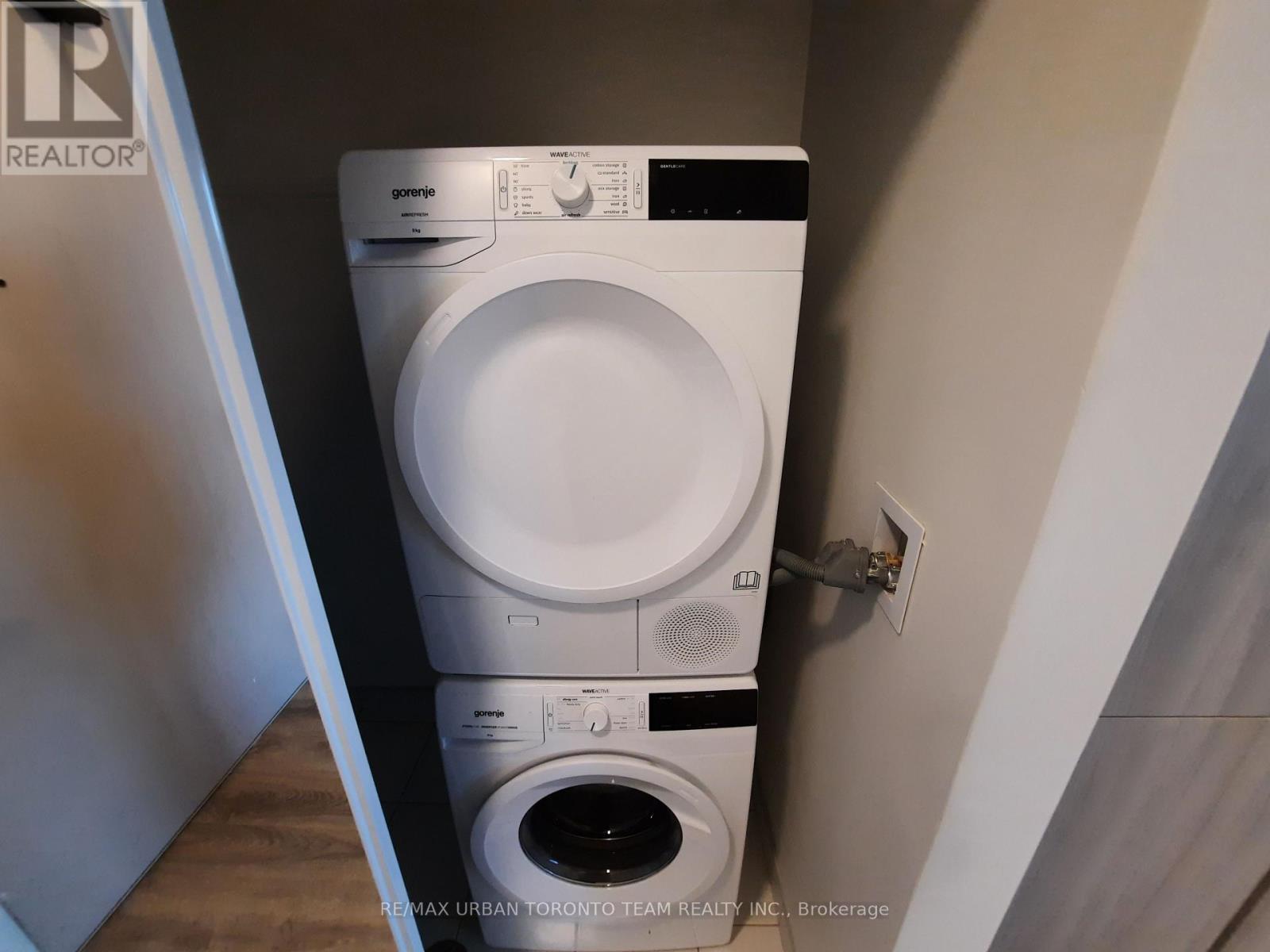 516 - 8 Interchange Way, Vaughan, Ontario  L4K 5Z7 - Photo 12 - N12600724