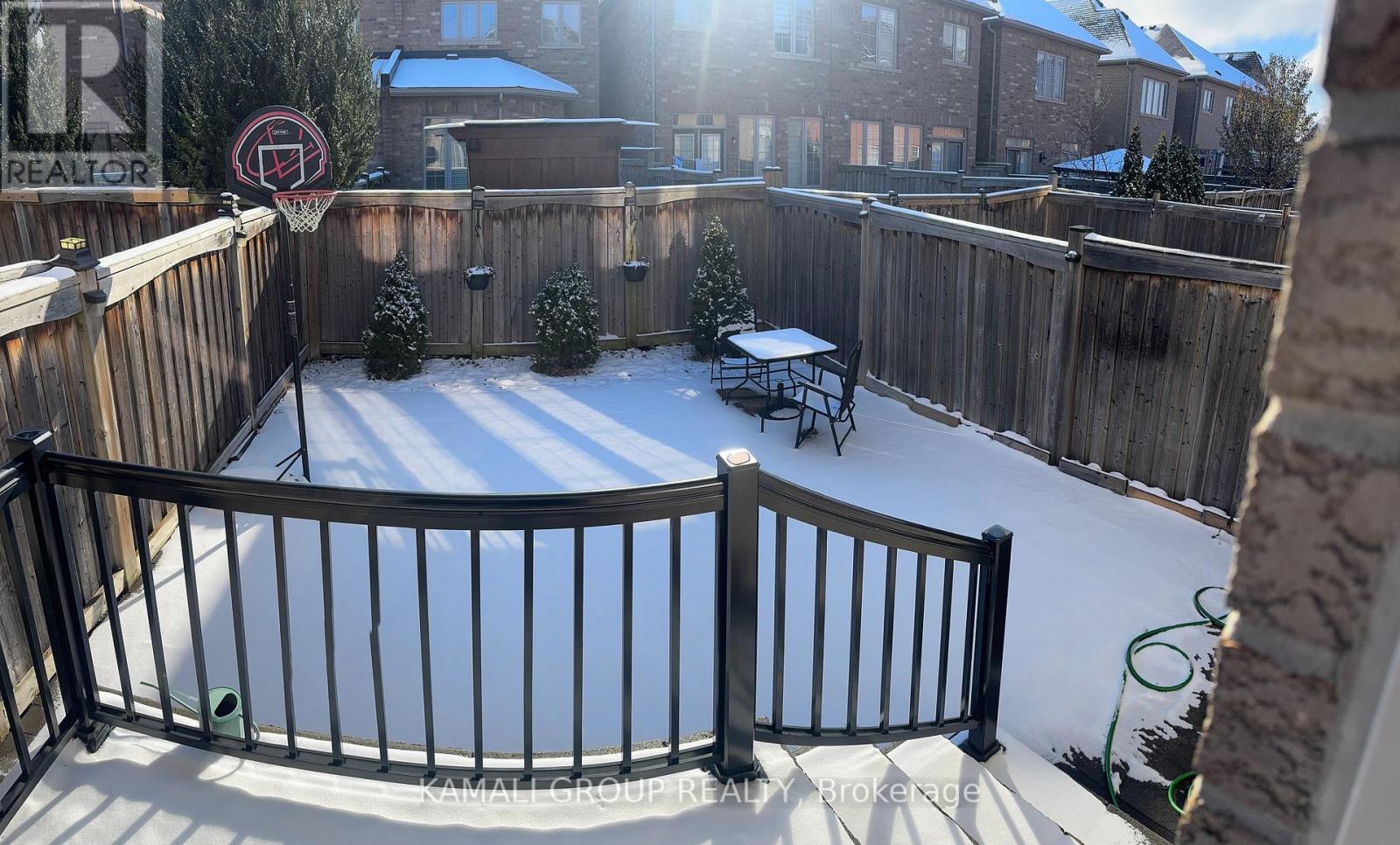 135 Lindbergh Drive, Vaughan, Ontario  L4H 3L7 - Photo 11 - N12600754