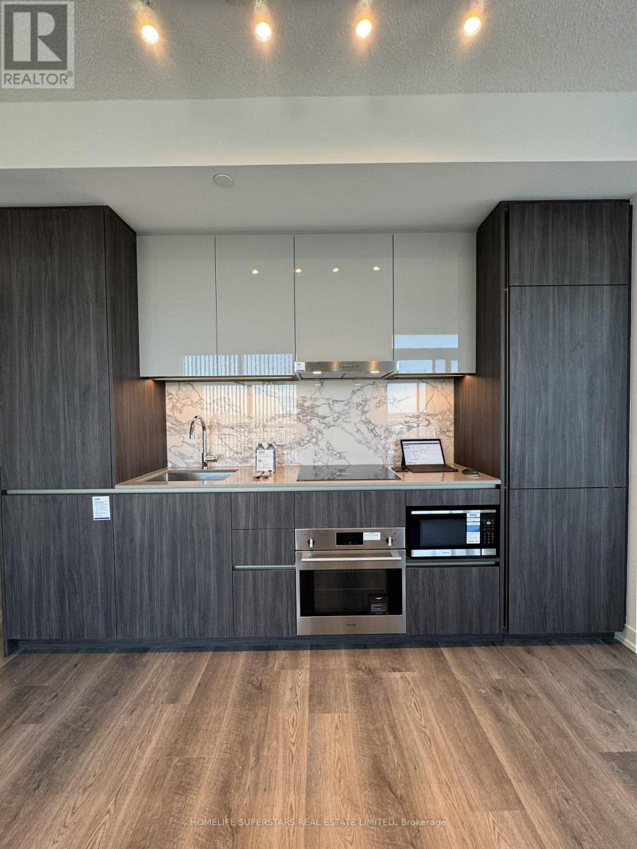 2602 - 8 Interchange Way, Vaughan, Ontario  L4K 5Z7 - Photo 3 - N12600776