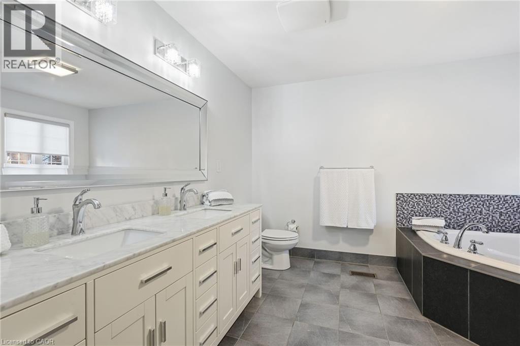 20 Vinegar Hill, Waterdown, Ontario L0R 2H0 - Photo 34 - 40792282