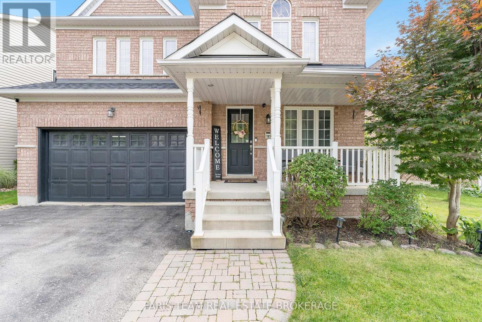 3 Saxon Road, Barrie (Innis-Shore), Ontario  L4M 7G6 - Photo 3 - S12600786