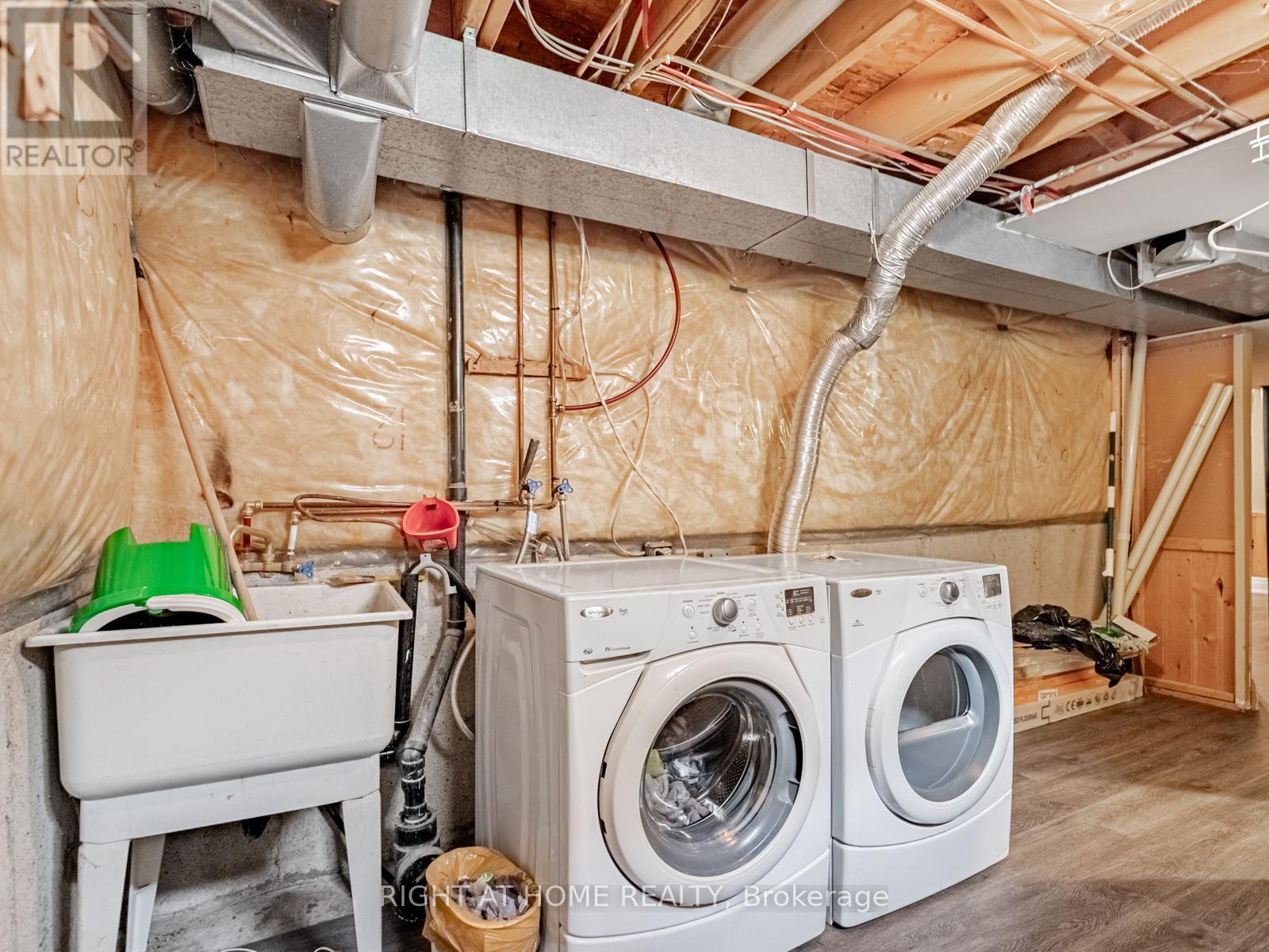 1129 Beechnut Road, Oakville, Ontario  L6J 7P2 - Photo 31 - W12600672