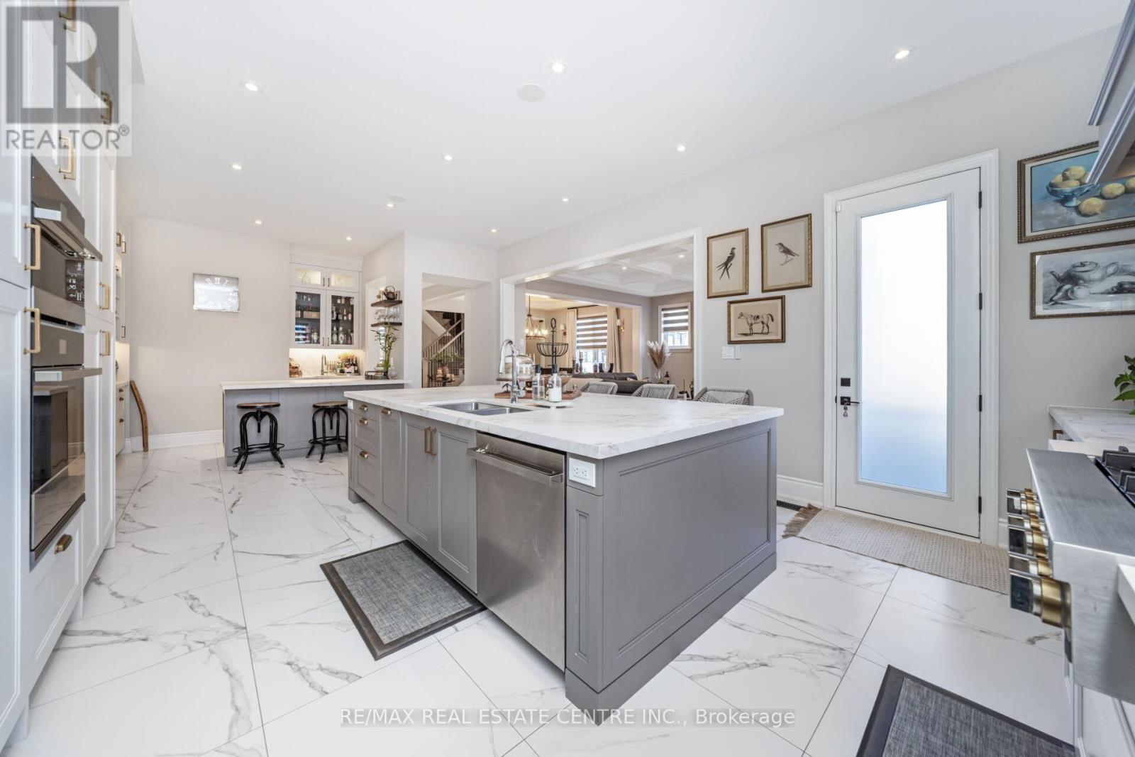 2336 Edward Leaver Trail, Oakville, Ontario  L6M 5M7 - Photo 16 - W12600722