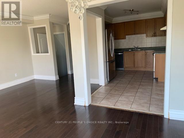 20 - 525 Novo Star Drive, Mississauga, Ontario  L5W 1X9 - Photo 5 - W12600742