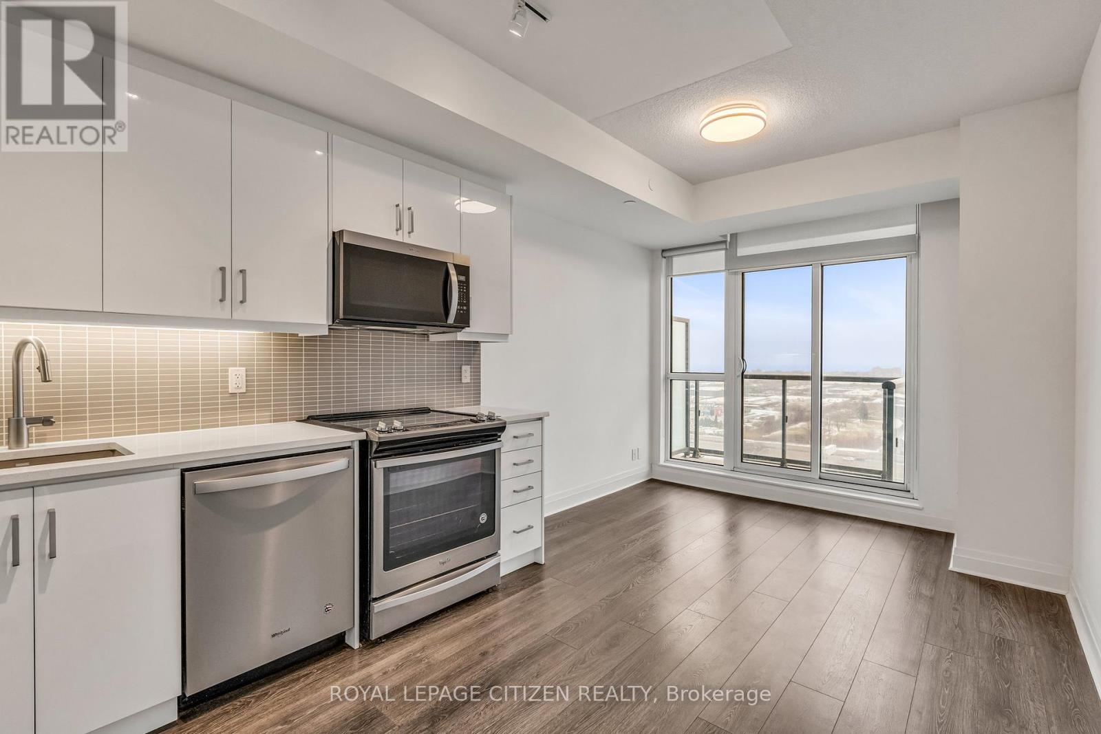 1408 - 17 Zorra Street, Toronto, Ontario  M8Z 0C8 - Photo 6 - W12600784