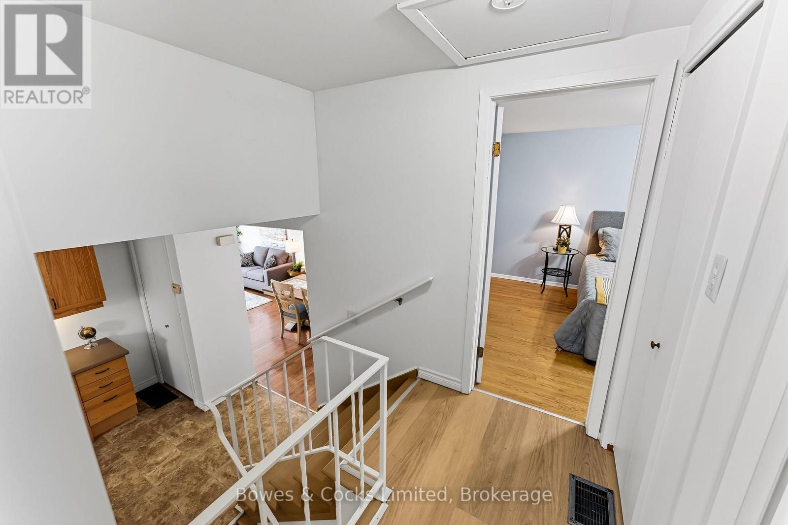 540 Montcalm Drive, Peterborough, Ontario  K9H 6S7 - Photo 17 - X12447159