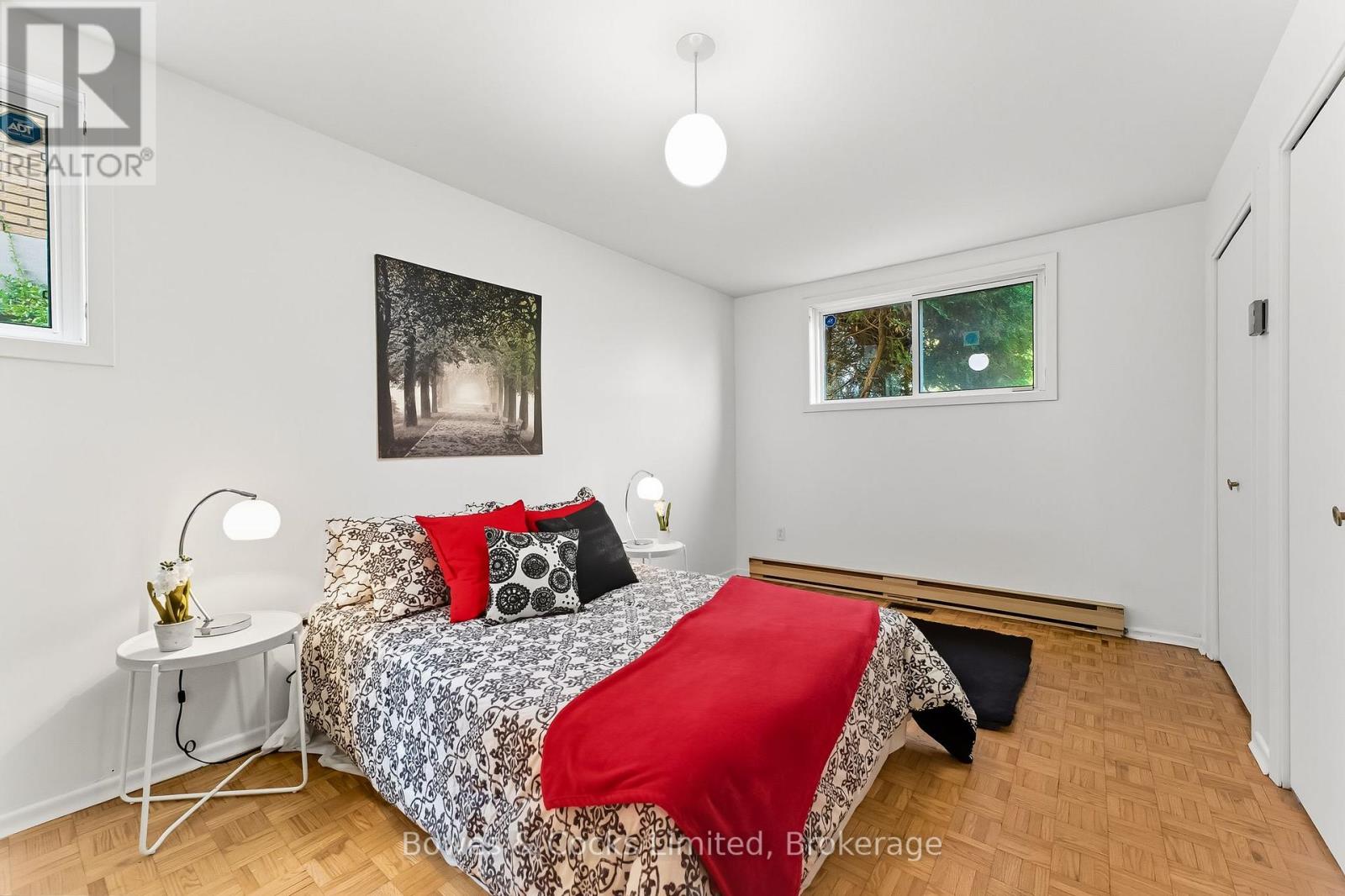 540 Montcalm Drive, Peterborough, Ontario  K9H 6S7 - Photo 25 - X12447159