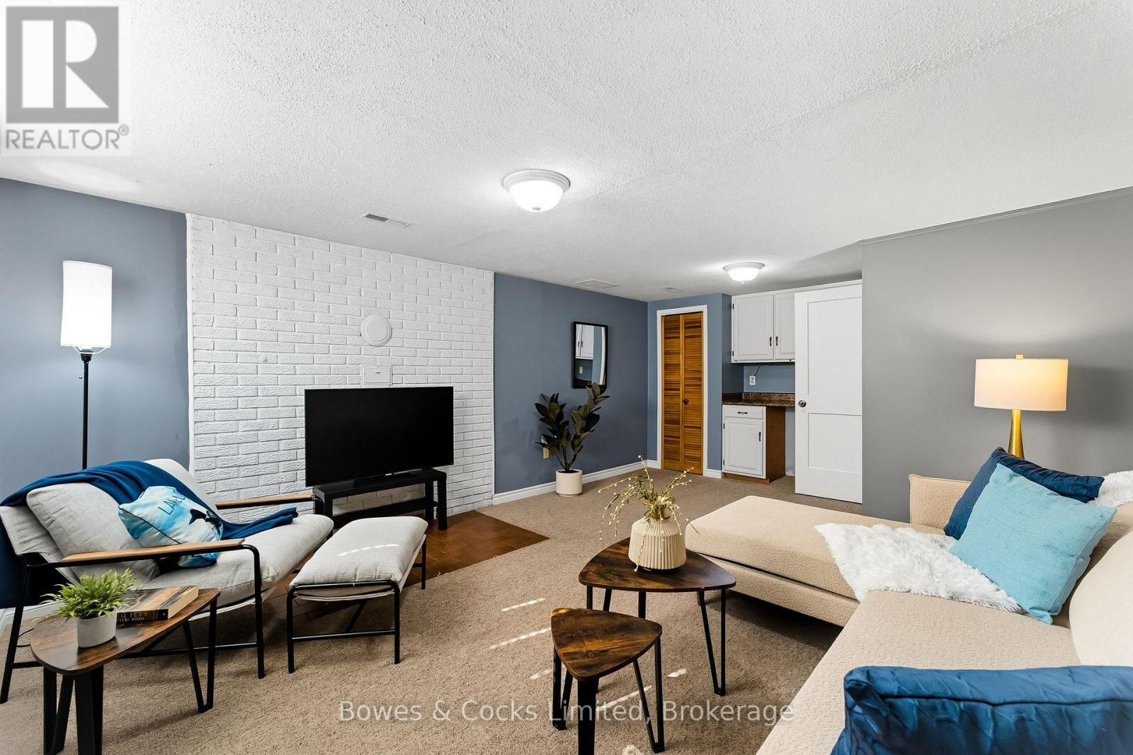 540 Montcalm Drive, Peterborough, Ontario  K9H 6S7 - Photo 31 - X12447159