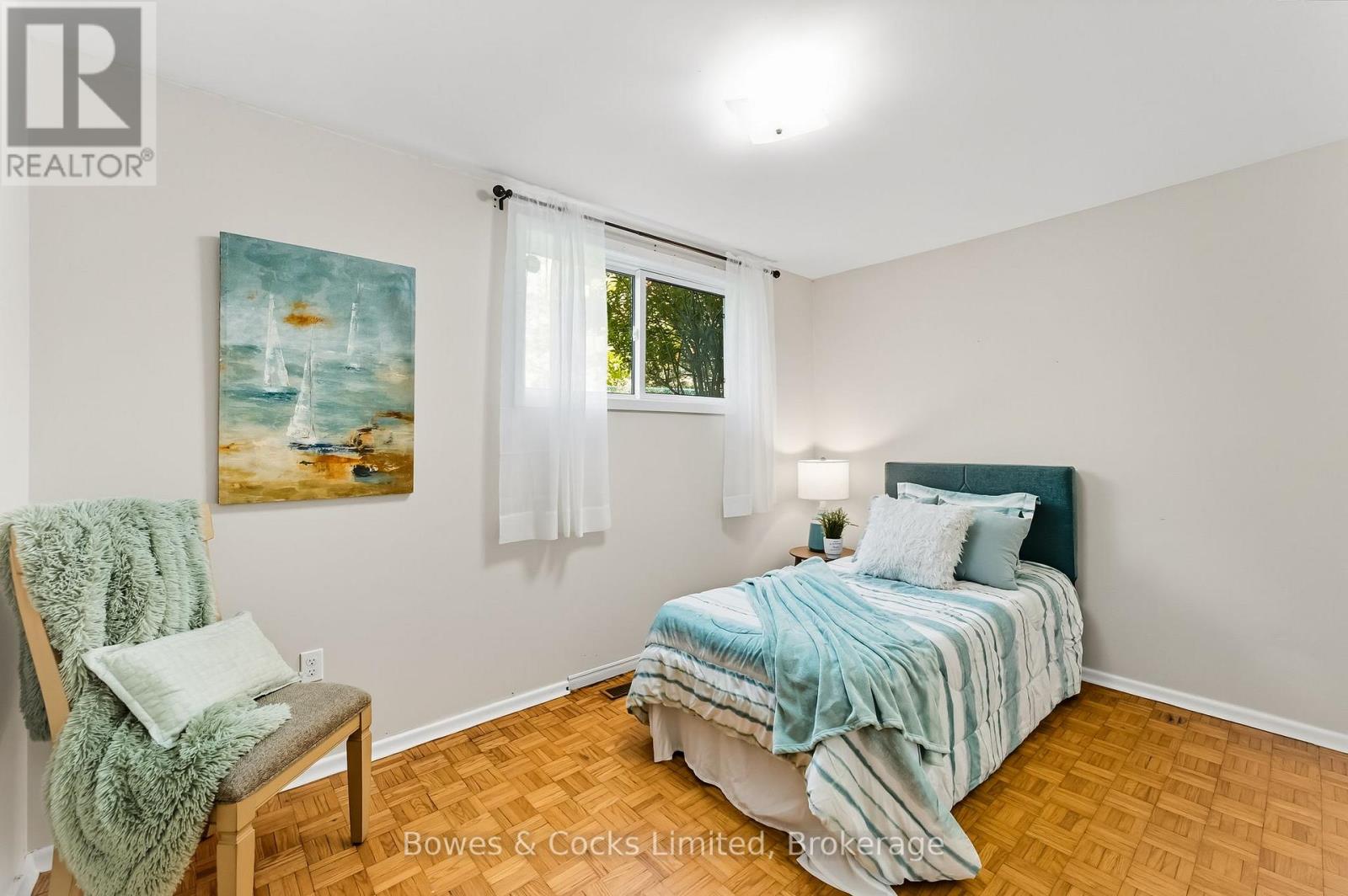 540 Montcalm Drive, Peterborough, Ontario  K9H 6S7 - Photo 24 - X12447159