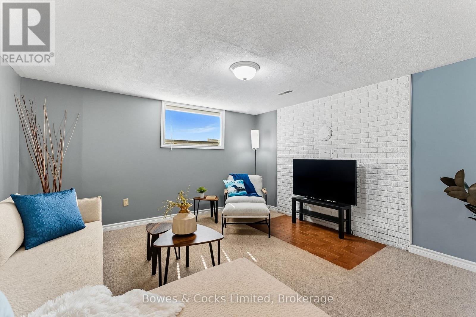 540 Montcalm Drive, Peterborough, Ontario  K9H 6S7 - Photo 32 - X12447159