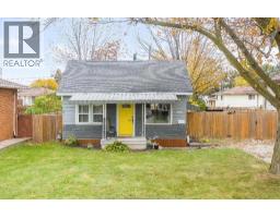 2906 LLOYD GEORGE BOULEVARD