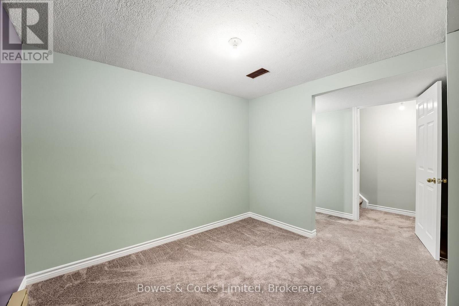 523 Laurie Avenue, Peterborough, Ontario  K9L 1X8 - Photo 29 - X12463003