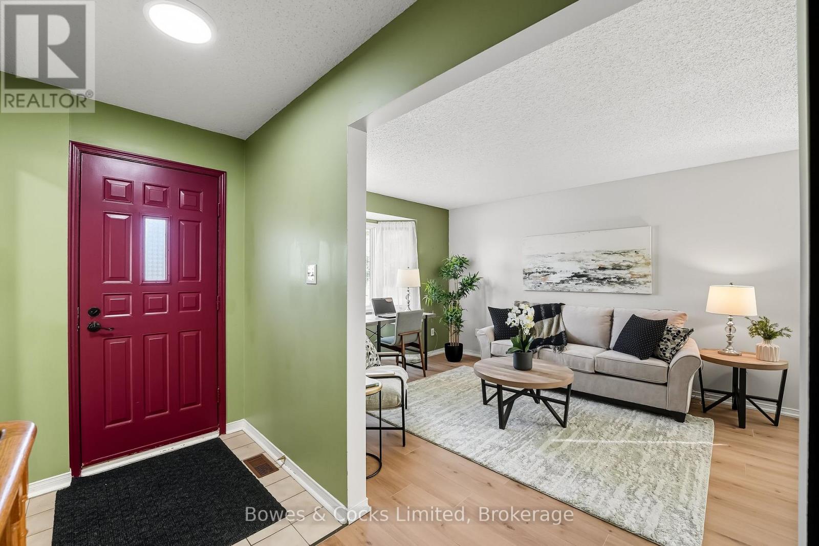 523 Laurie Avenue, Peterborough, Ontario  K9L 1X8 - Photo 6 - X12463003