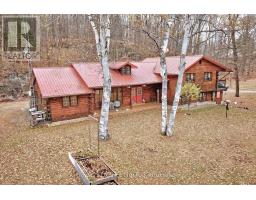 82 BAY LAKE ROAD, Bancroft, Ontario