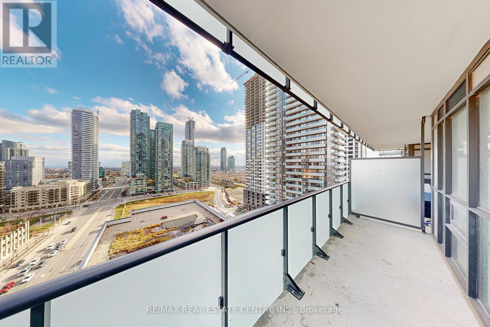 1403 - 430 Square One Drive, Mississauga, Ontario  L5B 0L6 - Photo 31 - W12587694