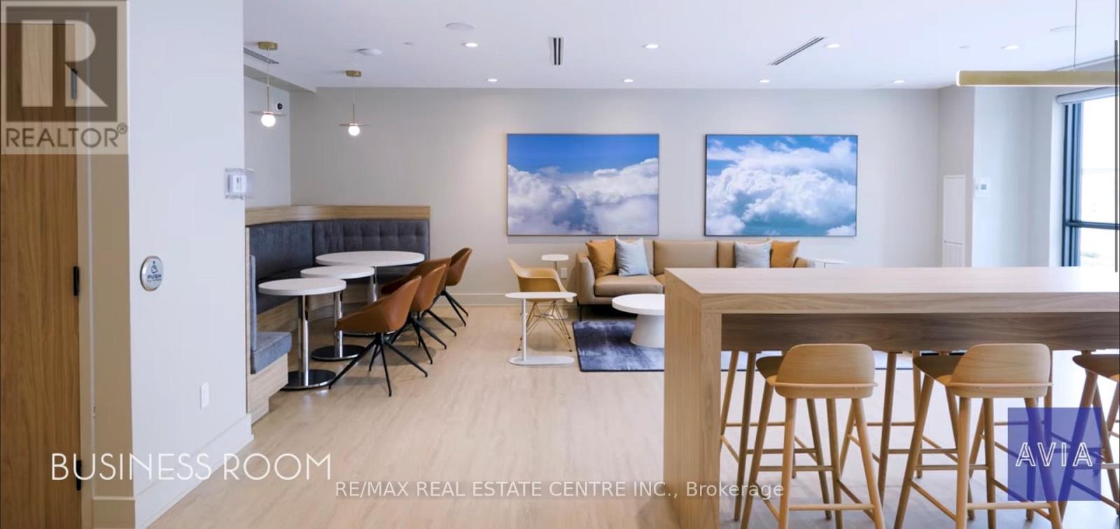 1403 - 430 Square One Drive, Mississauga, Ontario  L5B 0L6 - Photo 40 - W12587694