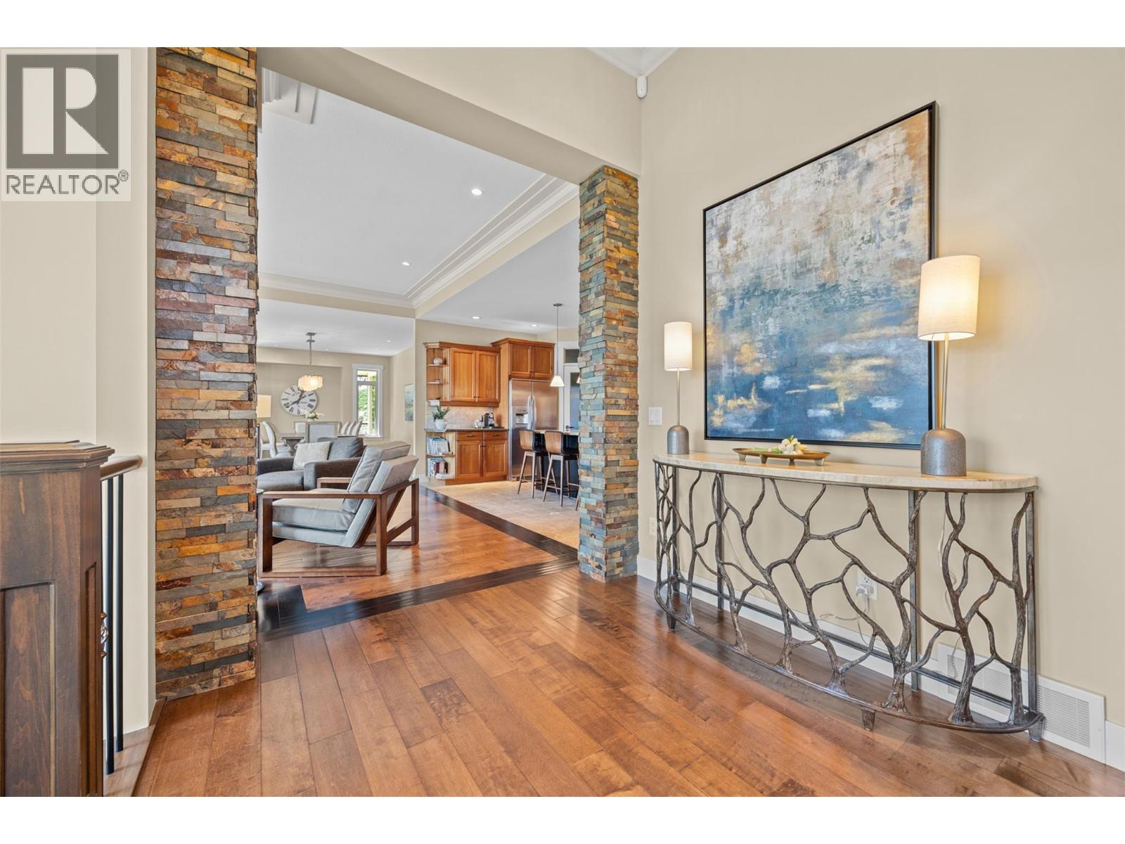 6482 Renfrew Court, Peachland, British Columbia  V0H 1X7 - Photo 6 - 10370562