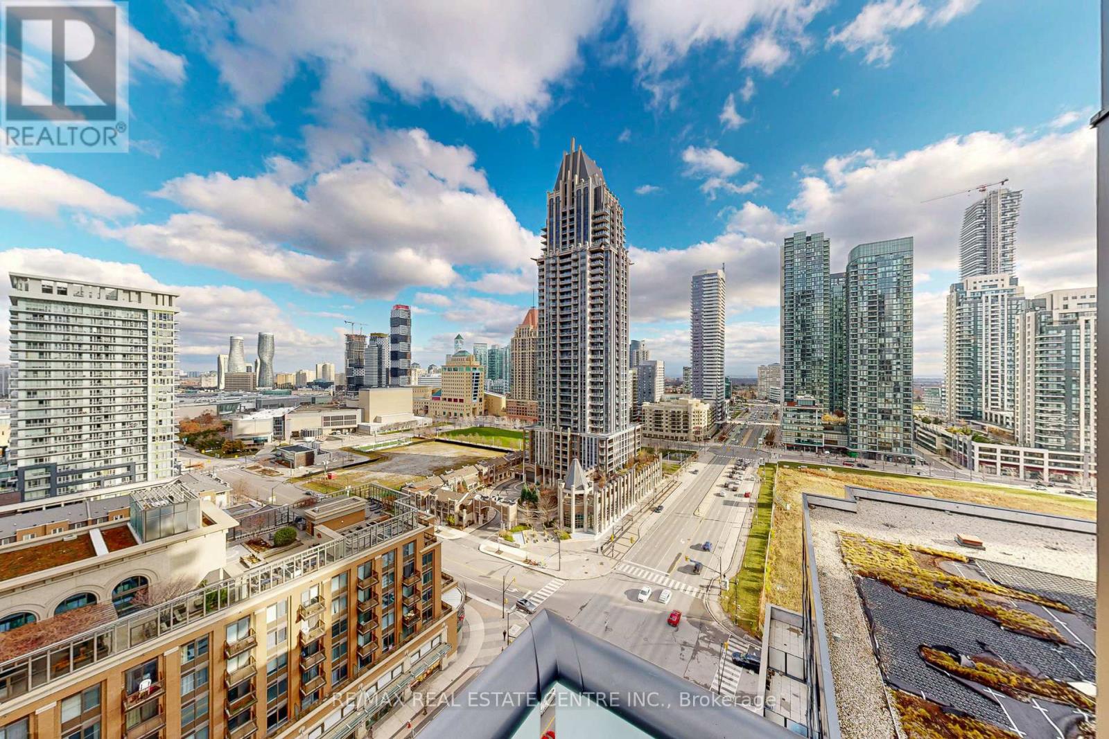 1403 - 430 Square One Drive, Mississauga, Ontario  L5B 0L6 - Photo 34 - W12587694