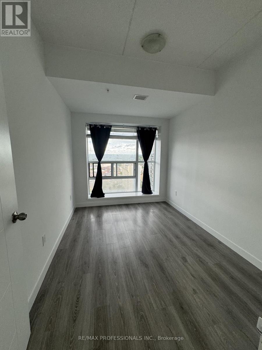 318 Spruce Street, Waterloo, Ontario  N2L 0E9 - Photo 10 - X12600710