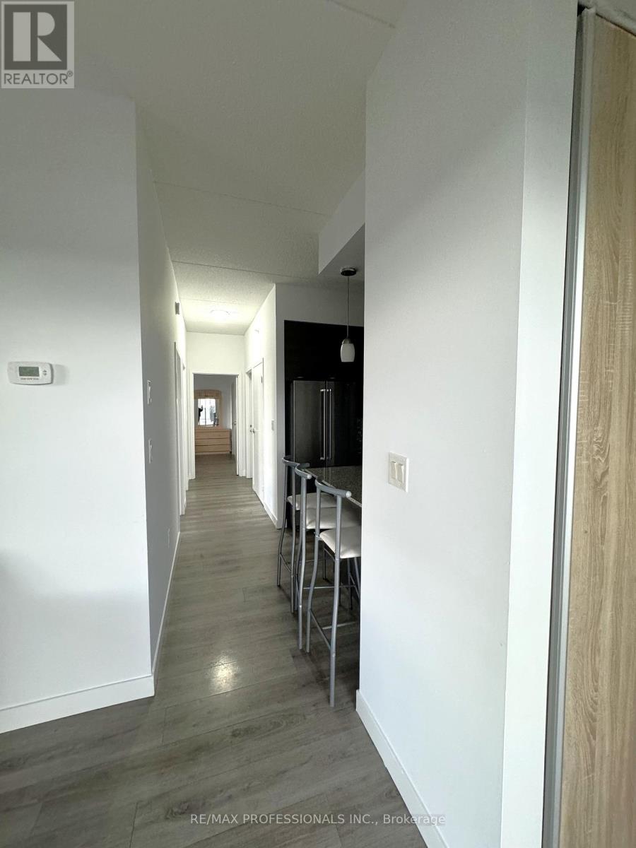 318 Spruce Street, Waterloo, Ontario  N2L 0E9 - Photo 6 - X12600710