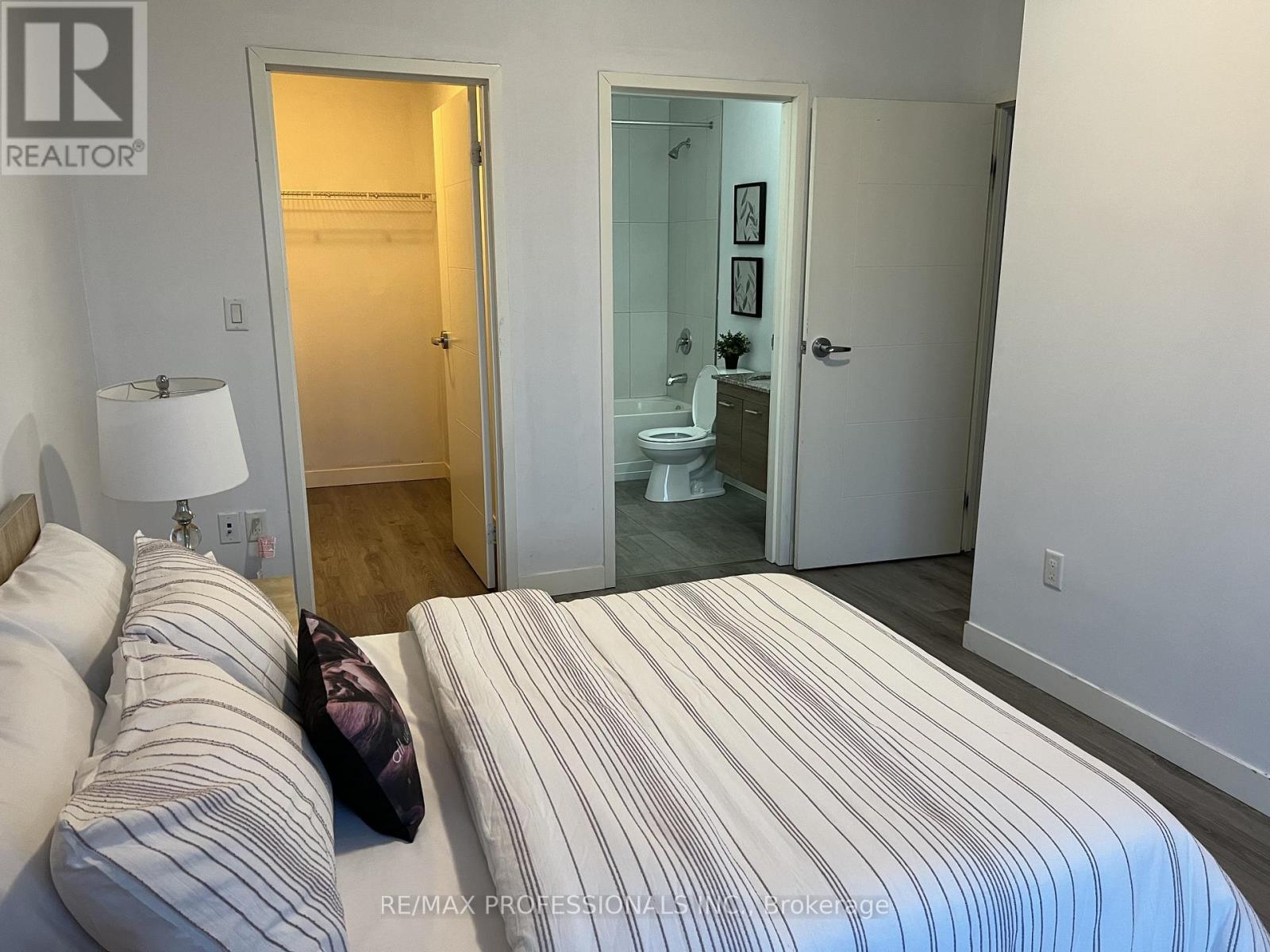 318 Spruce Street, Waterloo, Ontario  N2L 0E9 - Photo 8 - X12600710