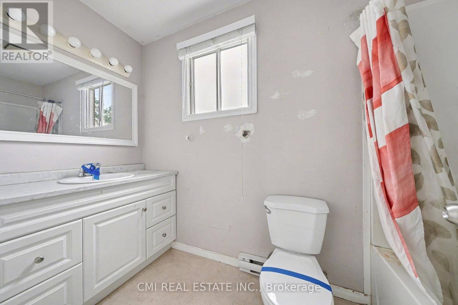 916 Woodbine Avenue, Greater Sudbury, Ontario  P3A 5A8 - Photo 19 - X12600762