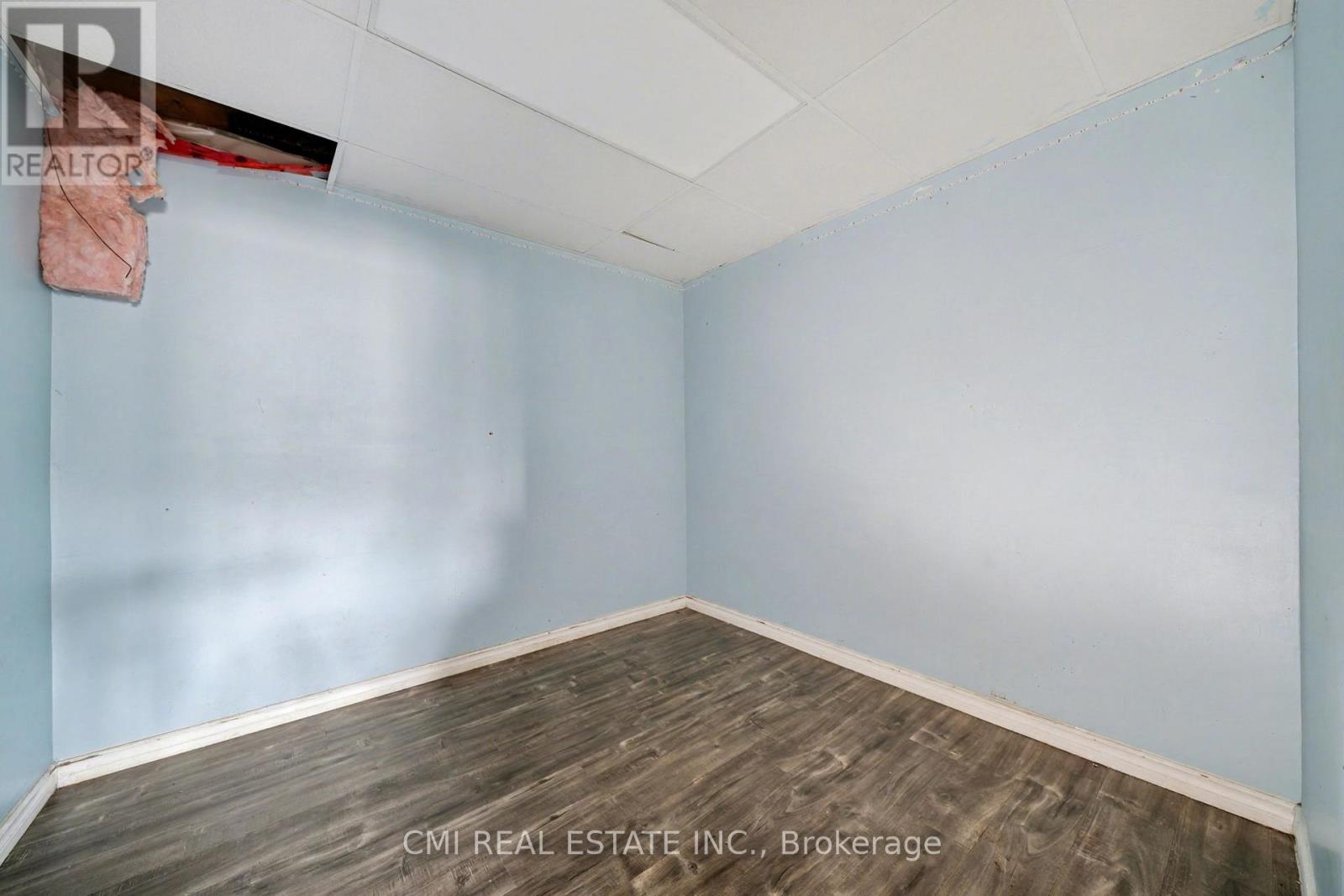 916 Woodbine Avenue, Greater Sudbury, Ontario  P3A 5A8 - Photo 29 - X12600762