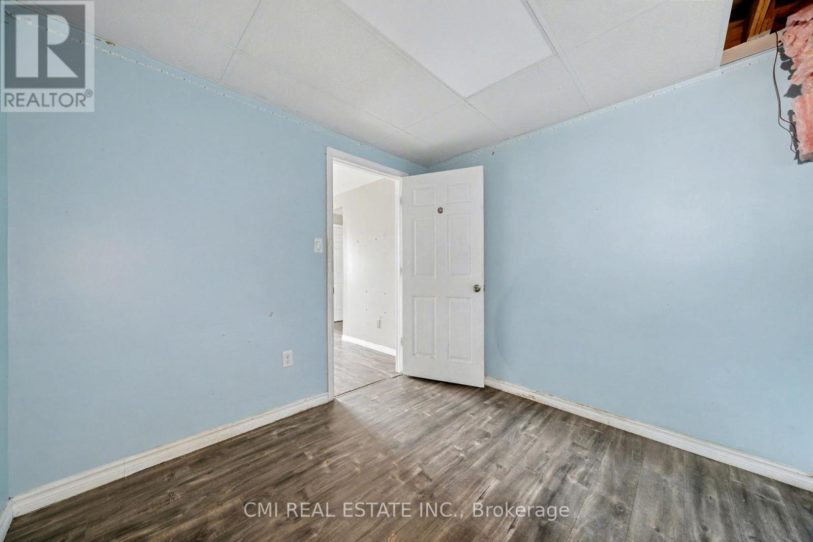 916 Woodbine Avenue, Greater Sudbury, Ontario  P3A 5A8 - Photo 30 - X12600762