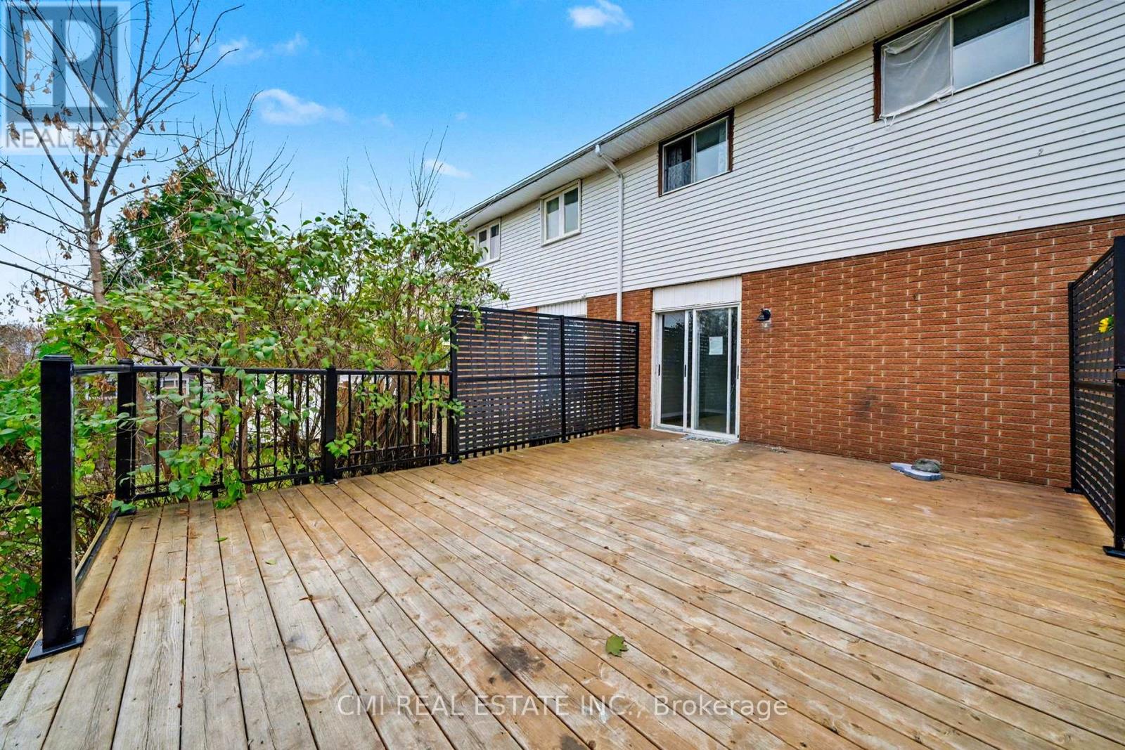 916 Woodbine Avenue, Greater Sudbury, Ontario  P3A 5A8 - Photo 35 - X12600762