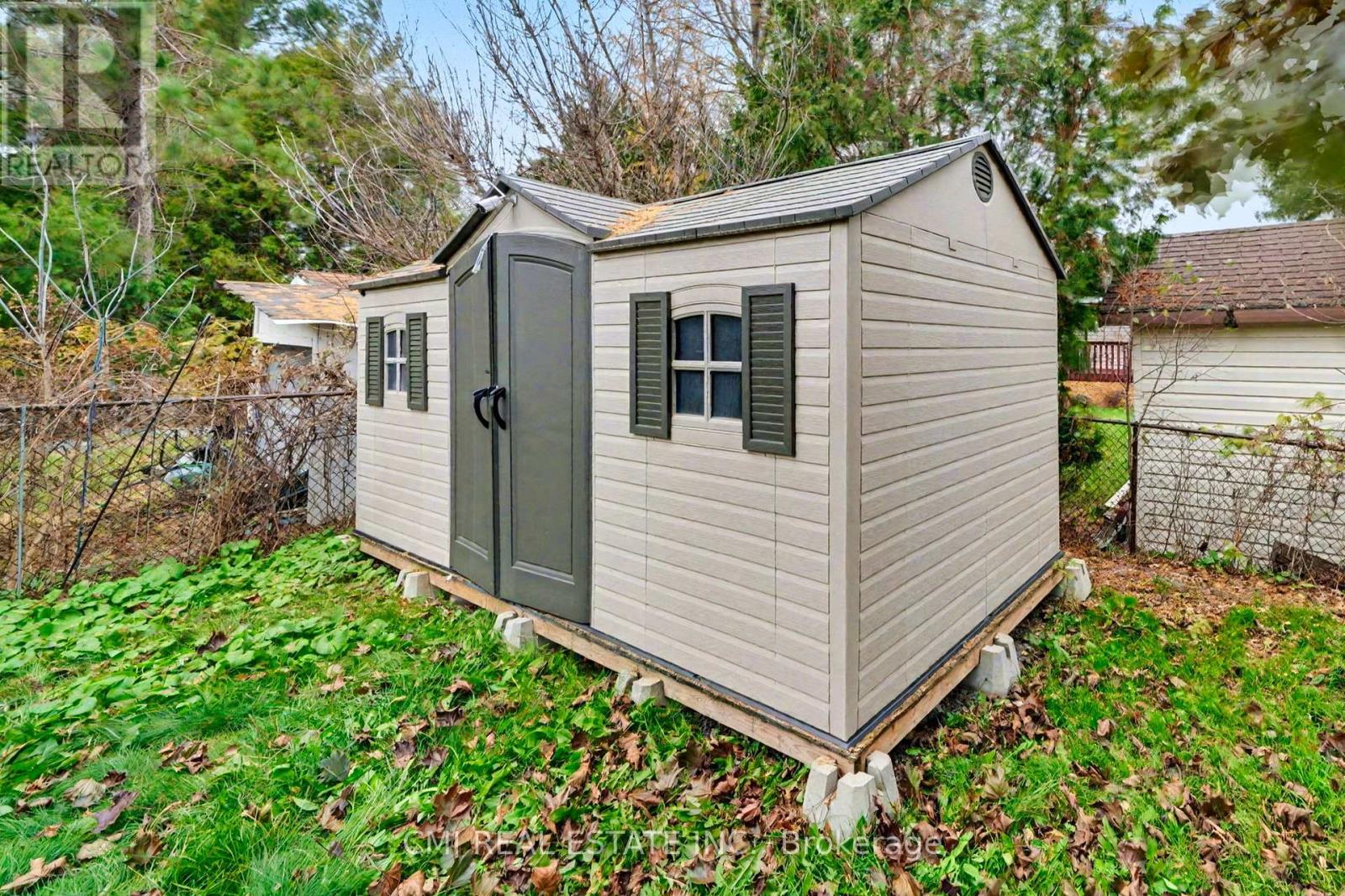 916 Woodbine Avenue, Greater Sudbury, Ontario  P3A 5A8 - Photo 38 - X12600762