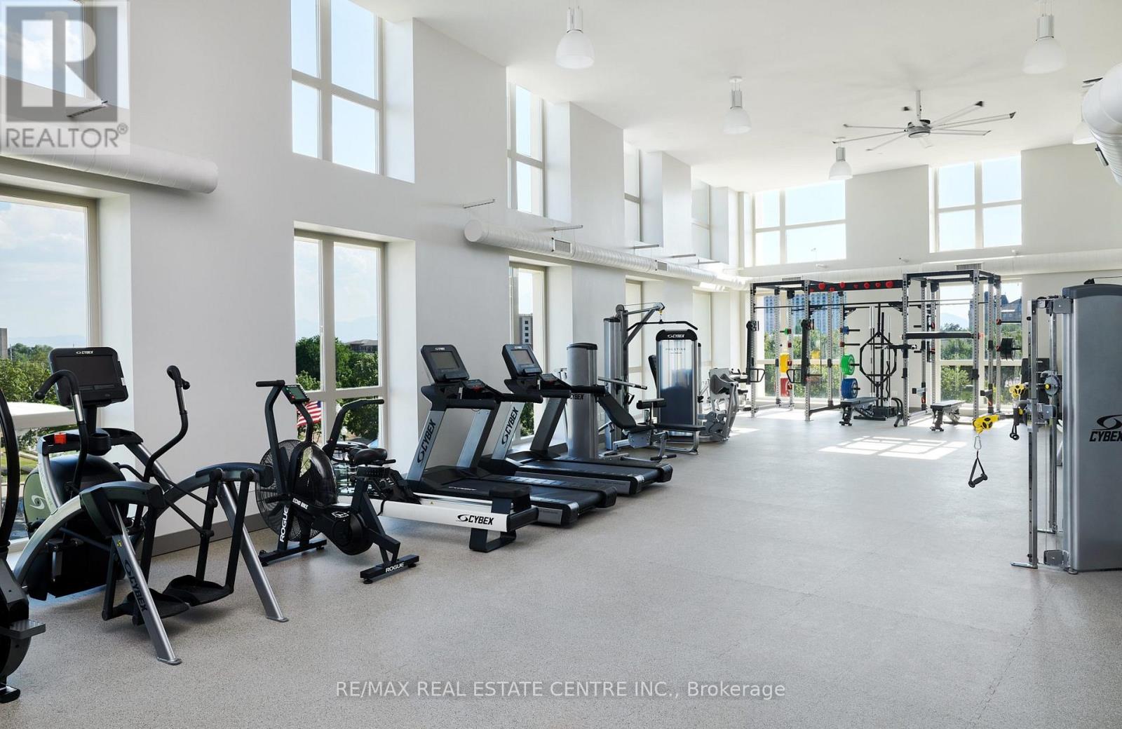 1403 - 430 Square One Drive, Mississauga, Ontario  L5B 0L6 - Photo 35 - W12587694