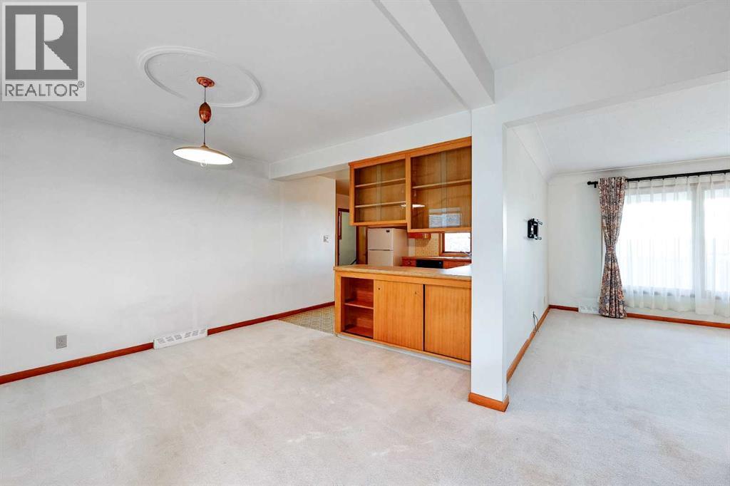 1731 12 Avenue Nw, Calgary, Alberta  T2N 1J3 - Photo 4 - A2269461