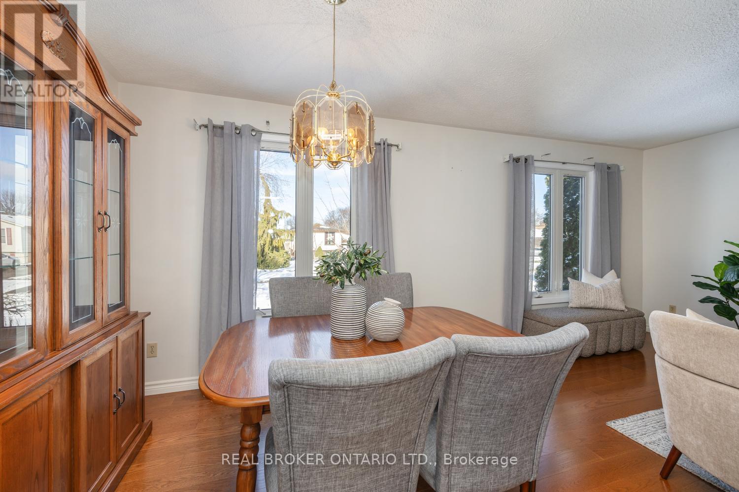 1189 Erinlea Avenue, Oshawa, Ontario  L1H 7J4 - Photo 10 - E12600838