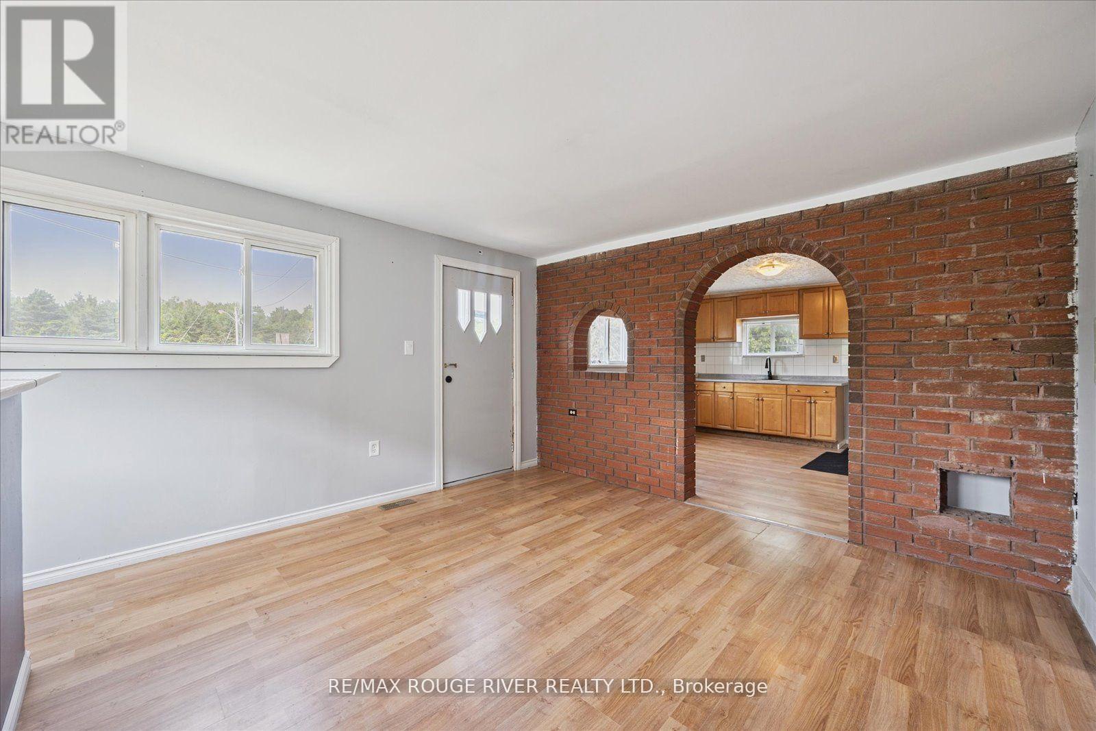 2037 Nash Road, Clarington, Ontario  L1C 3K4 - Photo 6 - E12600956