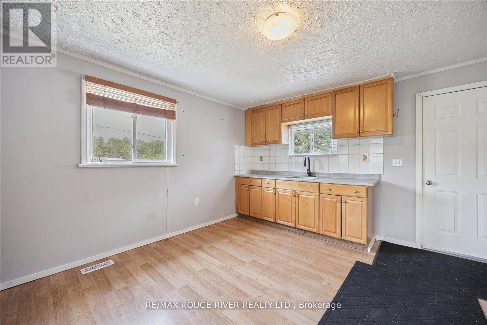 2037 Nash Road, Clarington, Ontario  L1C 3K4 - Photo 8 - E12600956