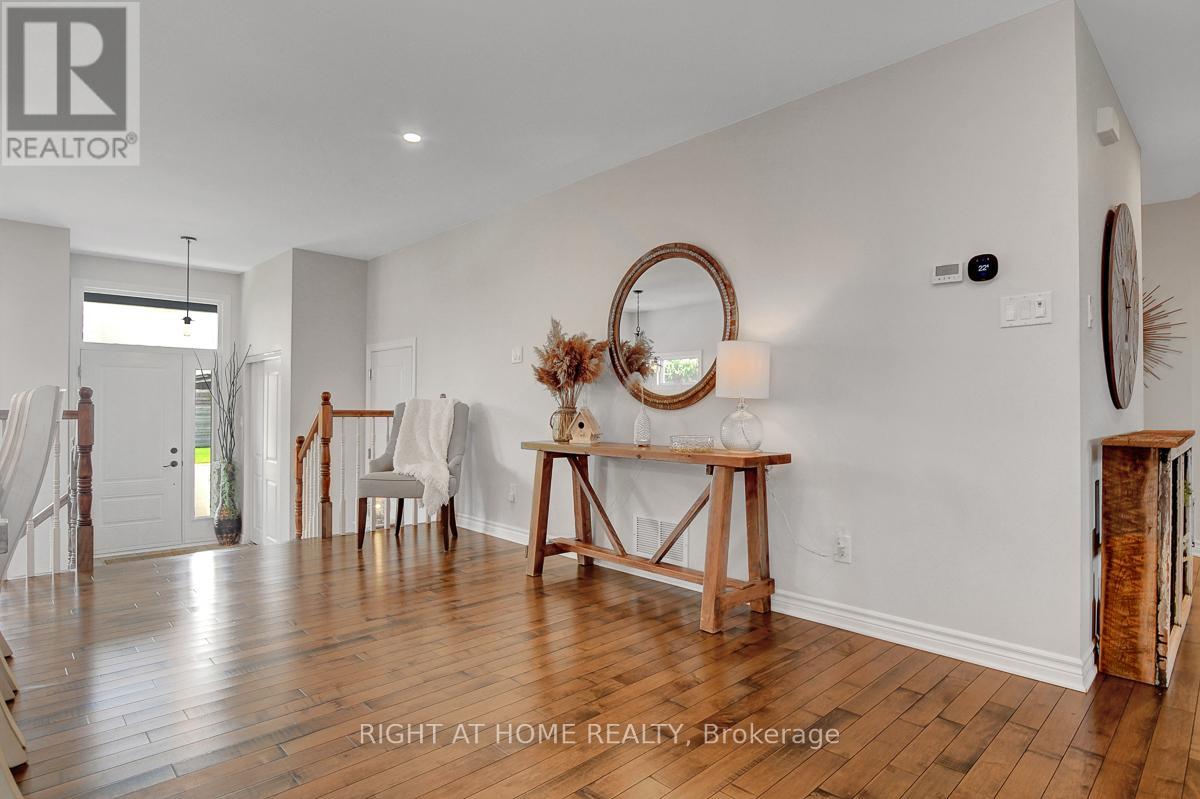 201 Versaille Street, Alfred And Plantagenet, Ontario K0A 3K0 - Photo 6 - X12260412