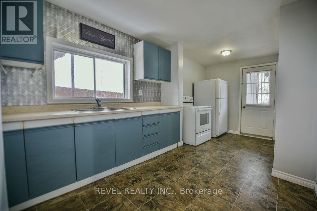 175-177 Elm Street S, Timmins, Ontario P4N 1W7 - Photo 11 - T12600964