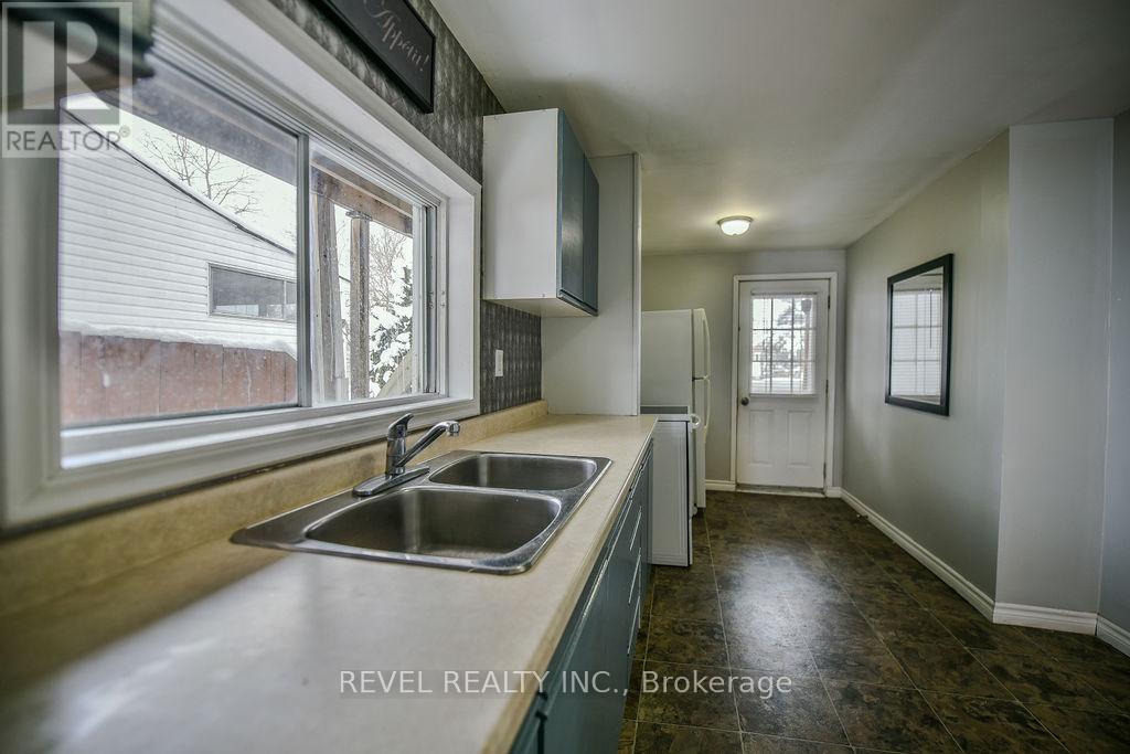 175-177 Elm Street S, Timmins, Ontario P4N 1W7 - Photo 12 - T12600964