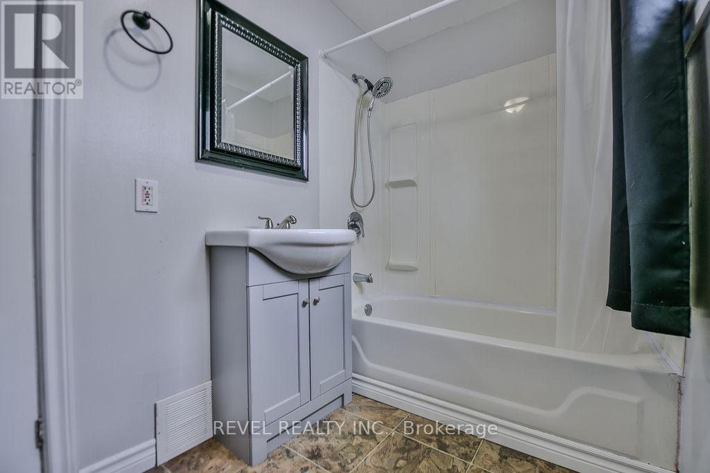 175-177 Elm Street S, Timmins, Ontario P4N 1W7 - Photo 15 - T12600964