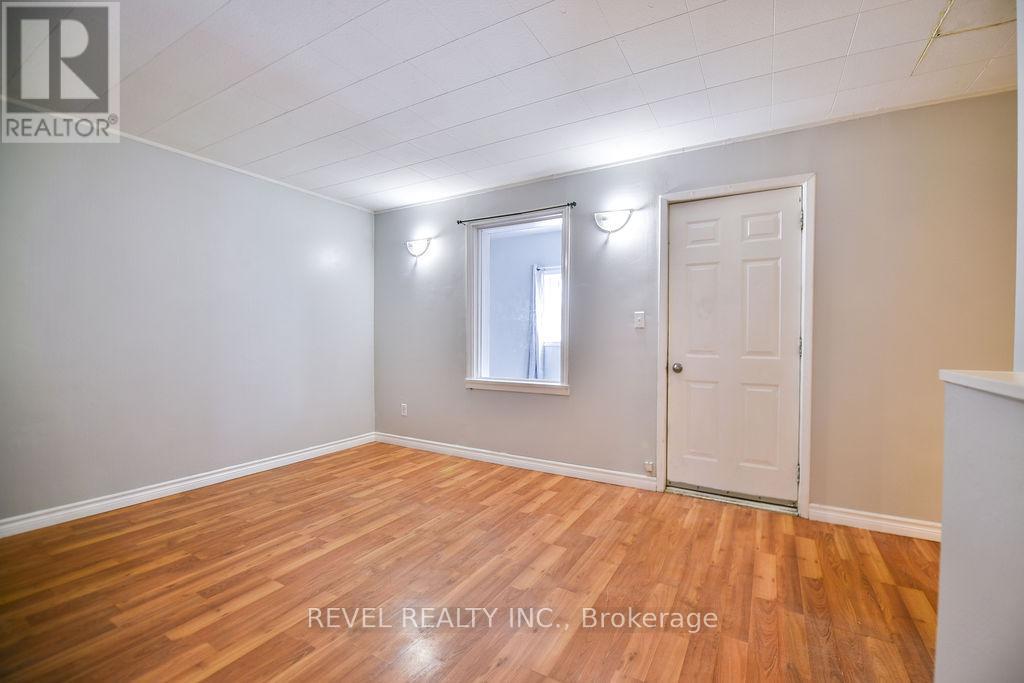 175-177 Elm Street S, Timmins, Ontario P4N 1W7 - Photo 5 - T12600964