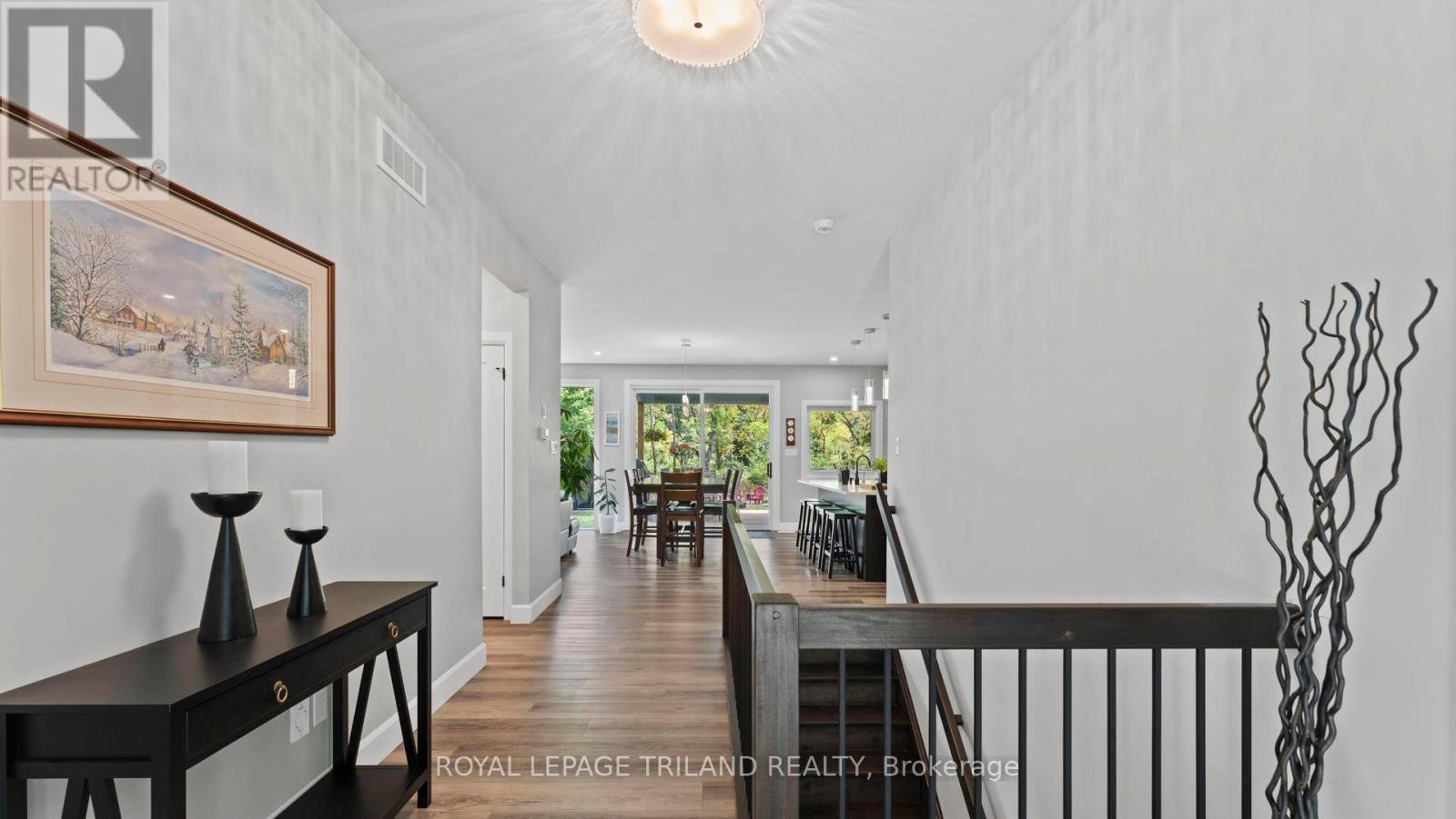 8443 Goosemarsh Line, Lambton Shores, Ontario  N0M 1T0 - Photo 5 - X12600816